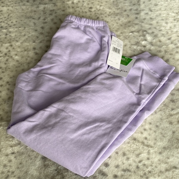 Girls lilac sweatpants - Picture 8 of 10
